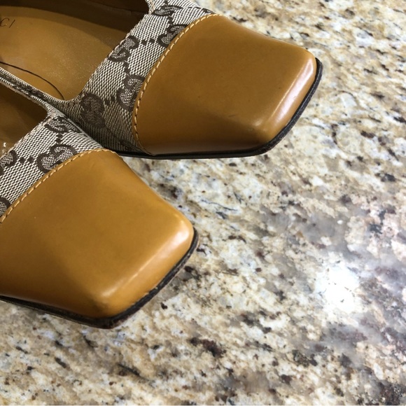 Gucci Mustard Leather Tan GG Canvas Square Toe Kitten Heels w/ Wooden Heels 7.5 - Picture 8 of 10